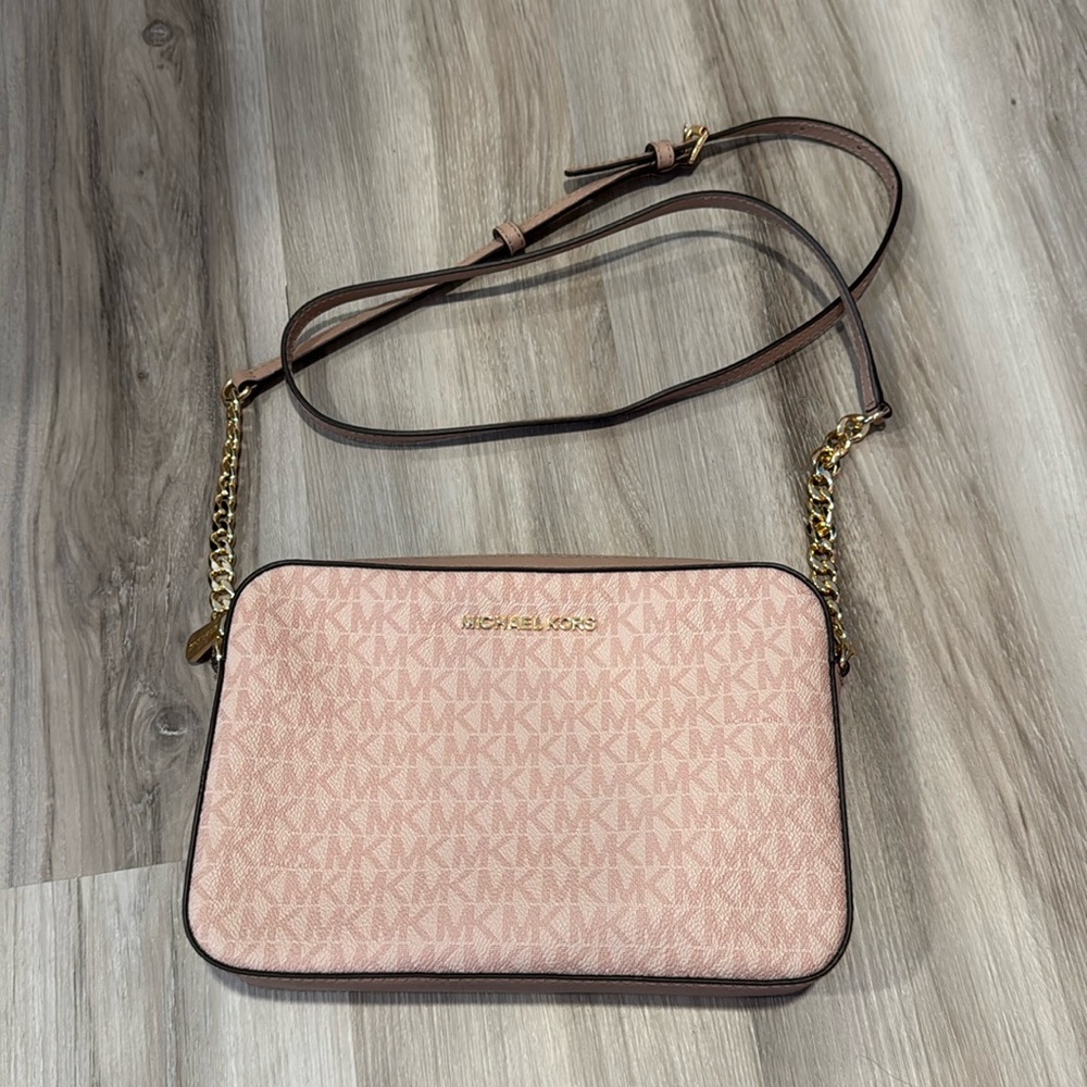 Michael Kors pink crossbody
